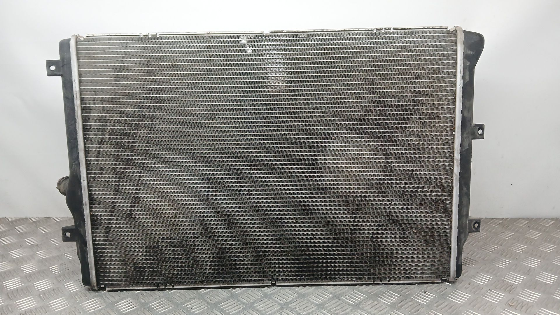 Radiador Agua para Volkswagen Passat B7 (362)
