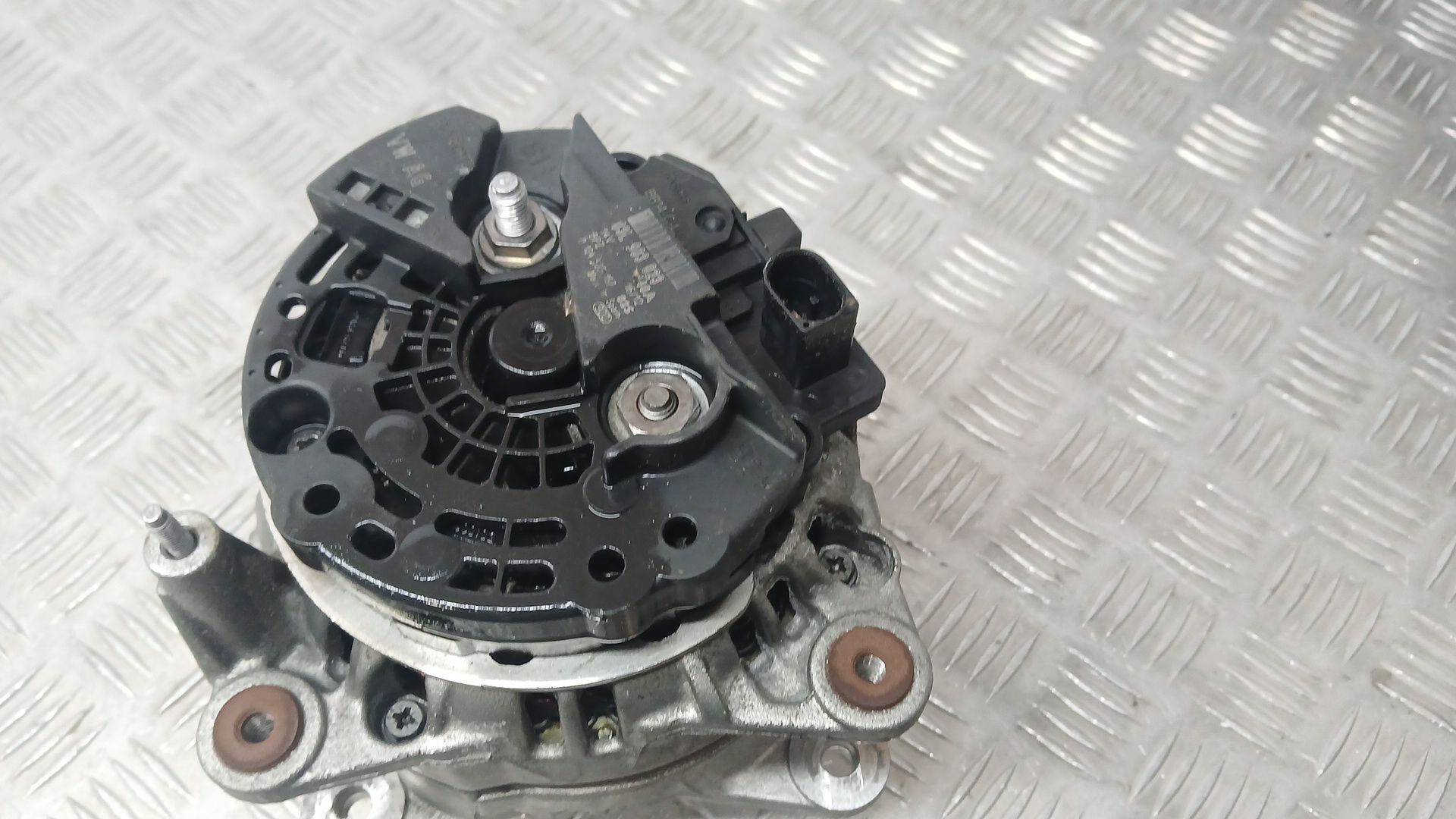 Alternador para Audi Q3 (8Ub, 8Ug)