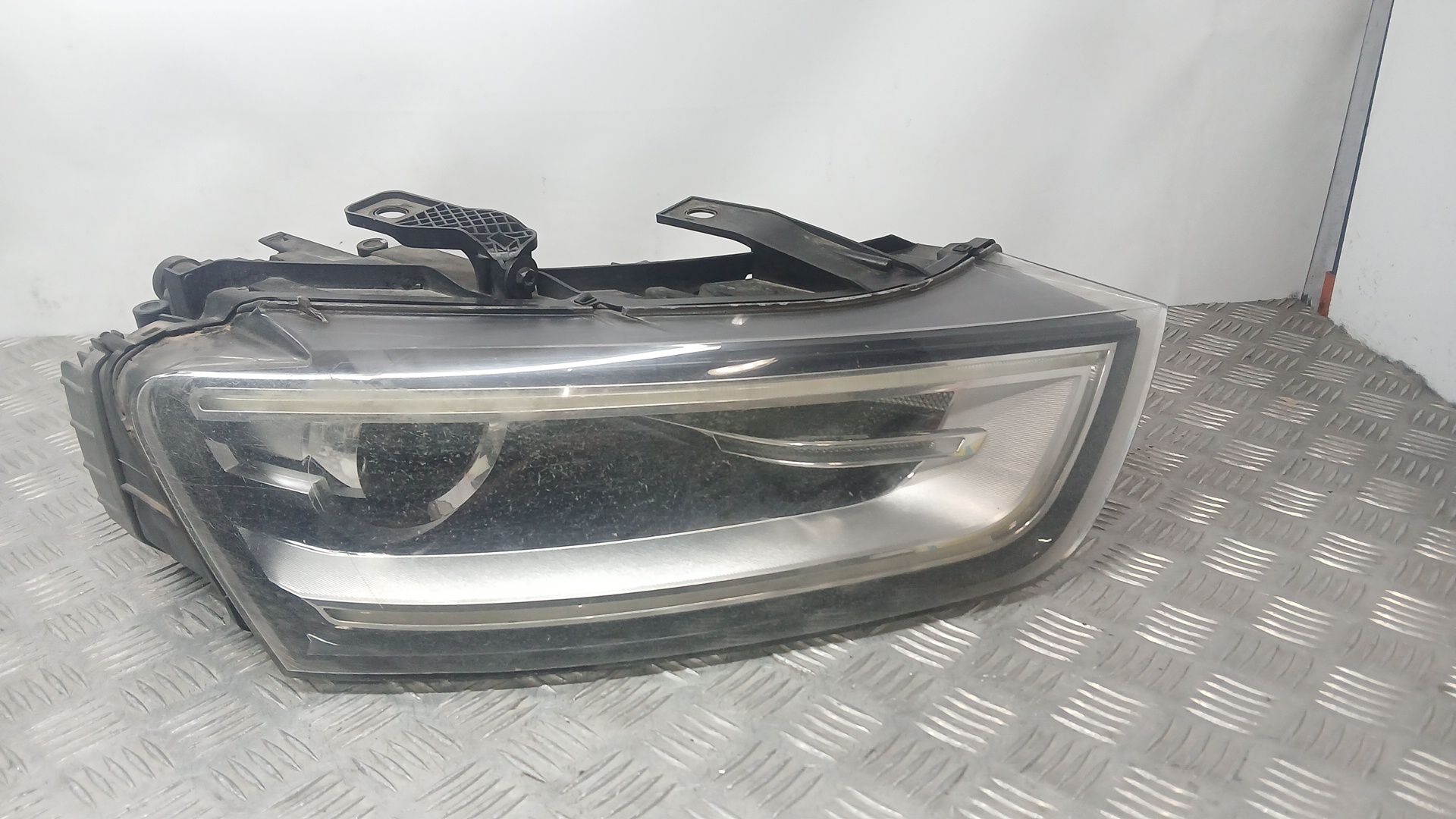 Faro Derecho para Audi Q3 (8Ub, 8Ug)