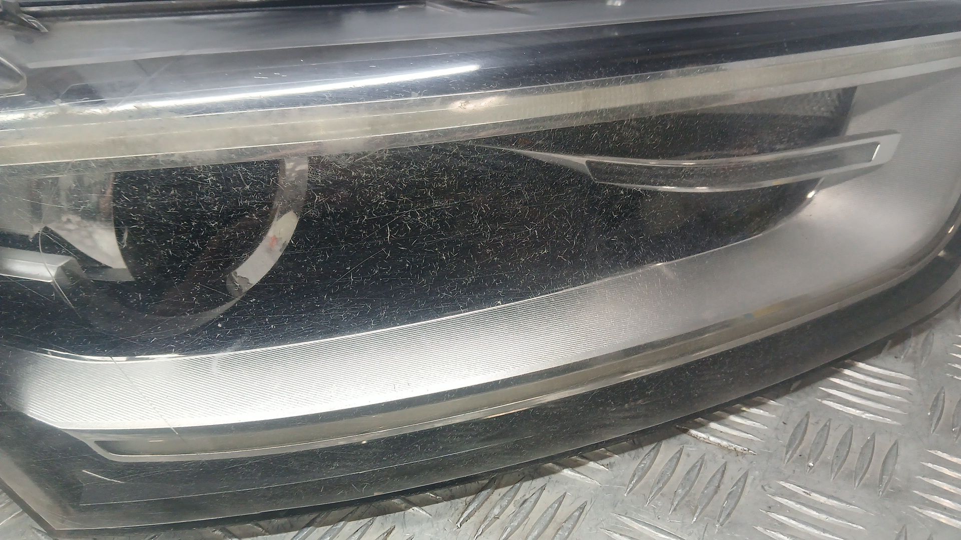 Faro Derecho para Audi Q3 (8Ub, 8Ug)