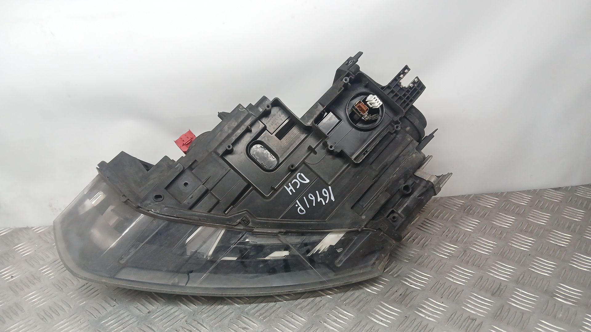 Faro Derecho para Audi Q3 (8Ub, 8Ug)