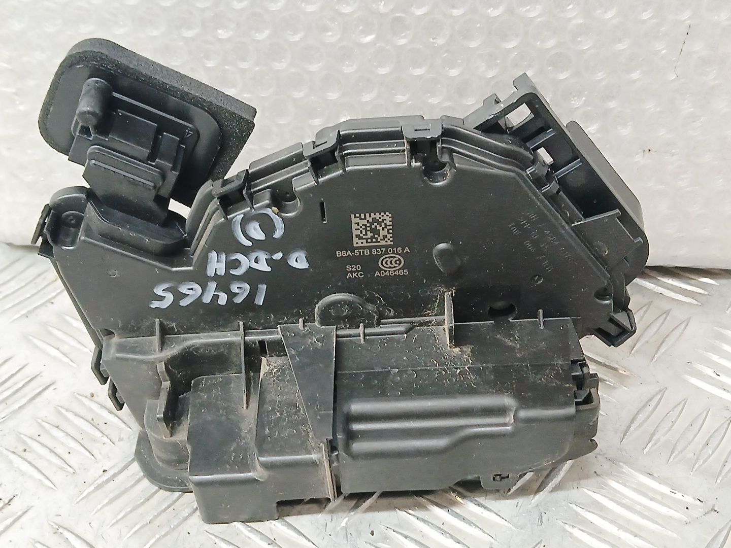 Cerradura Puerta Delantera Derecha para Volkswagen Polo Vi (Aw1, Bz1, Ae1)
