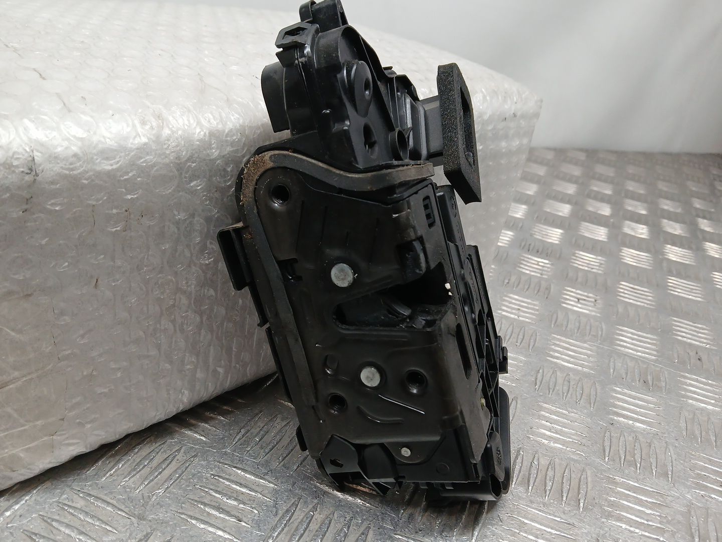 Cerradura Puerta Delantera Izquierda para Volkswagen Polo Vi (Aw1, Bz1, Ae1)