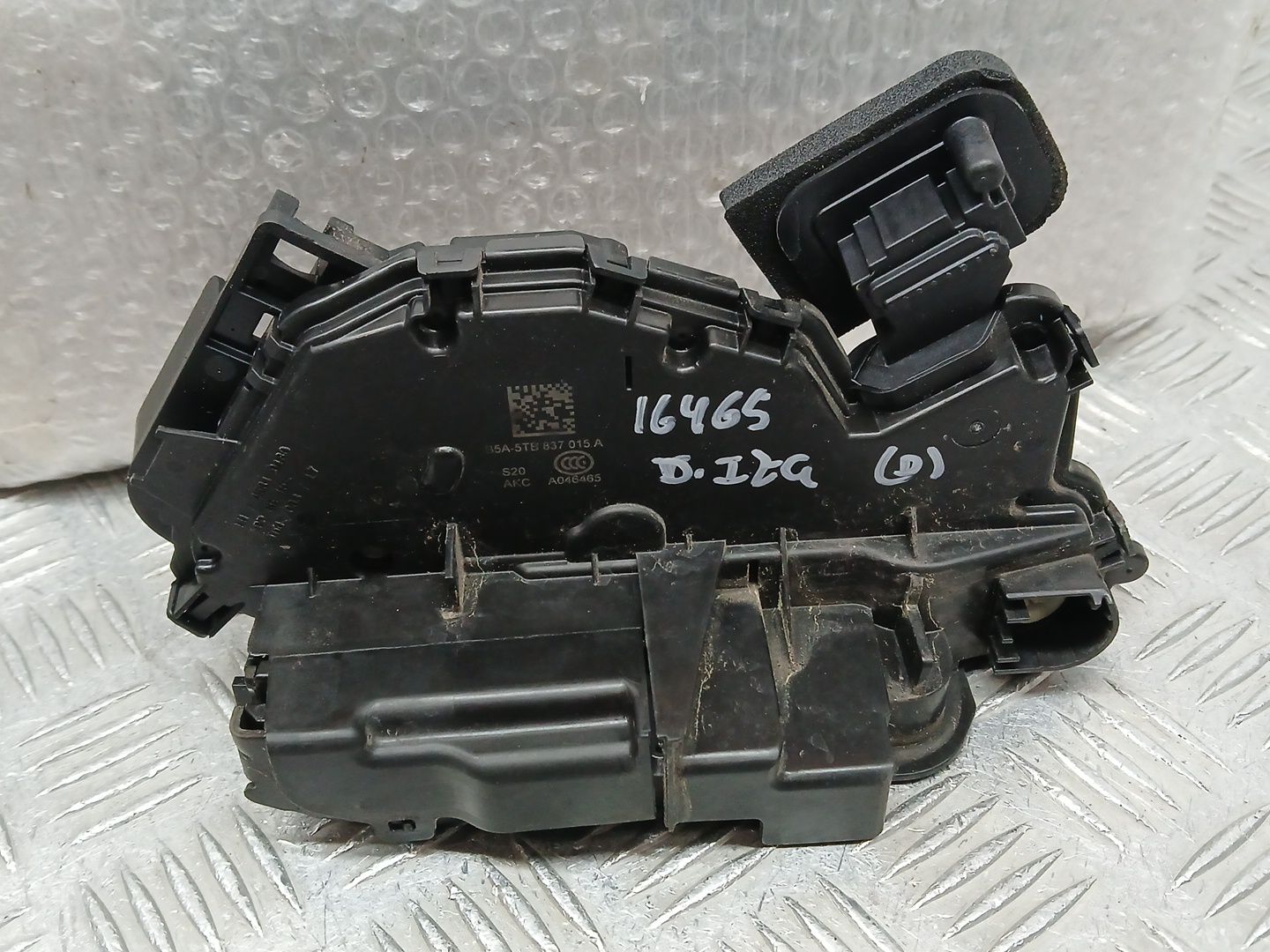 Cerradura Puerta Delantera Izquierda para Volkswagen Polo Vi (Aw1, Bz1, Ae1)