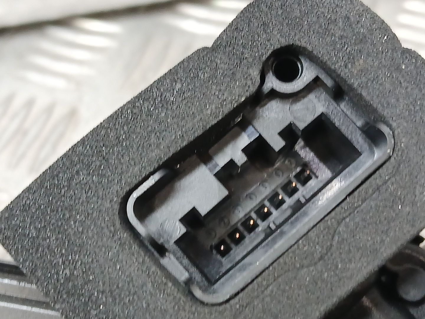 Cerradura Puerta Trasera Derecha para Volkswagen Polo Vi (Aw1, Bz1, Ae1)