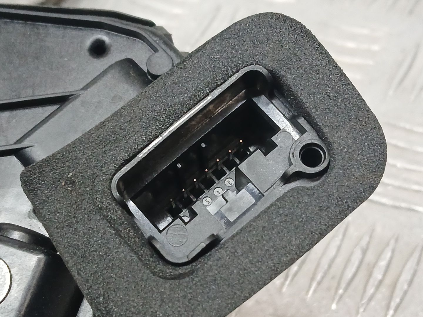 Cerradura Puerta Trasera Izquierda para Volkswagen Polo Vi (Aw1, Bz1, Ae1)