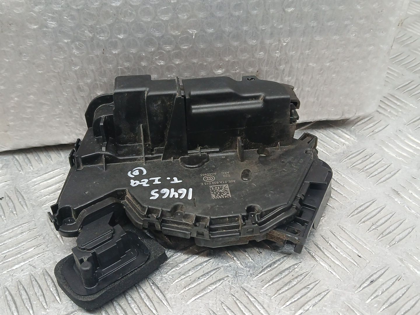 Cerradura Puerta Trasera Izquierda para Volkswagen Polo Vi (Aw1, Bz1, Ae1)