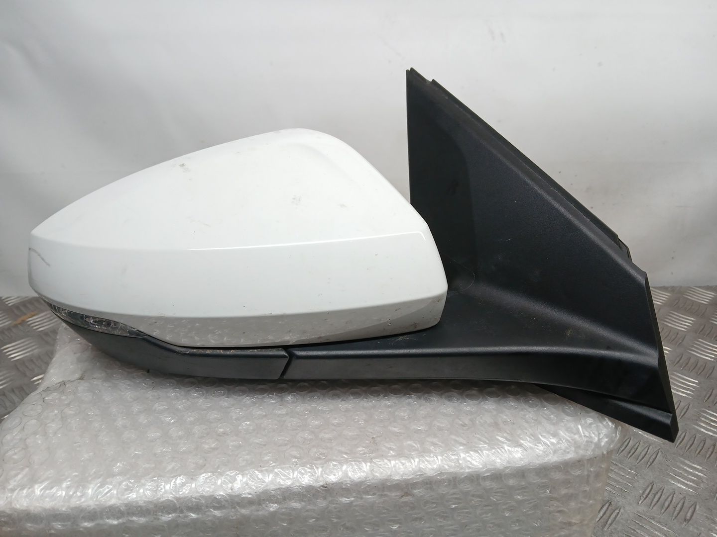 Retrovisor Derecho para Volkswagen Polo Vi (Aw1, Bz1, Ae1)