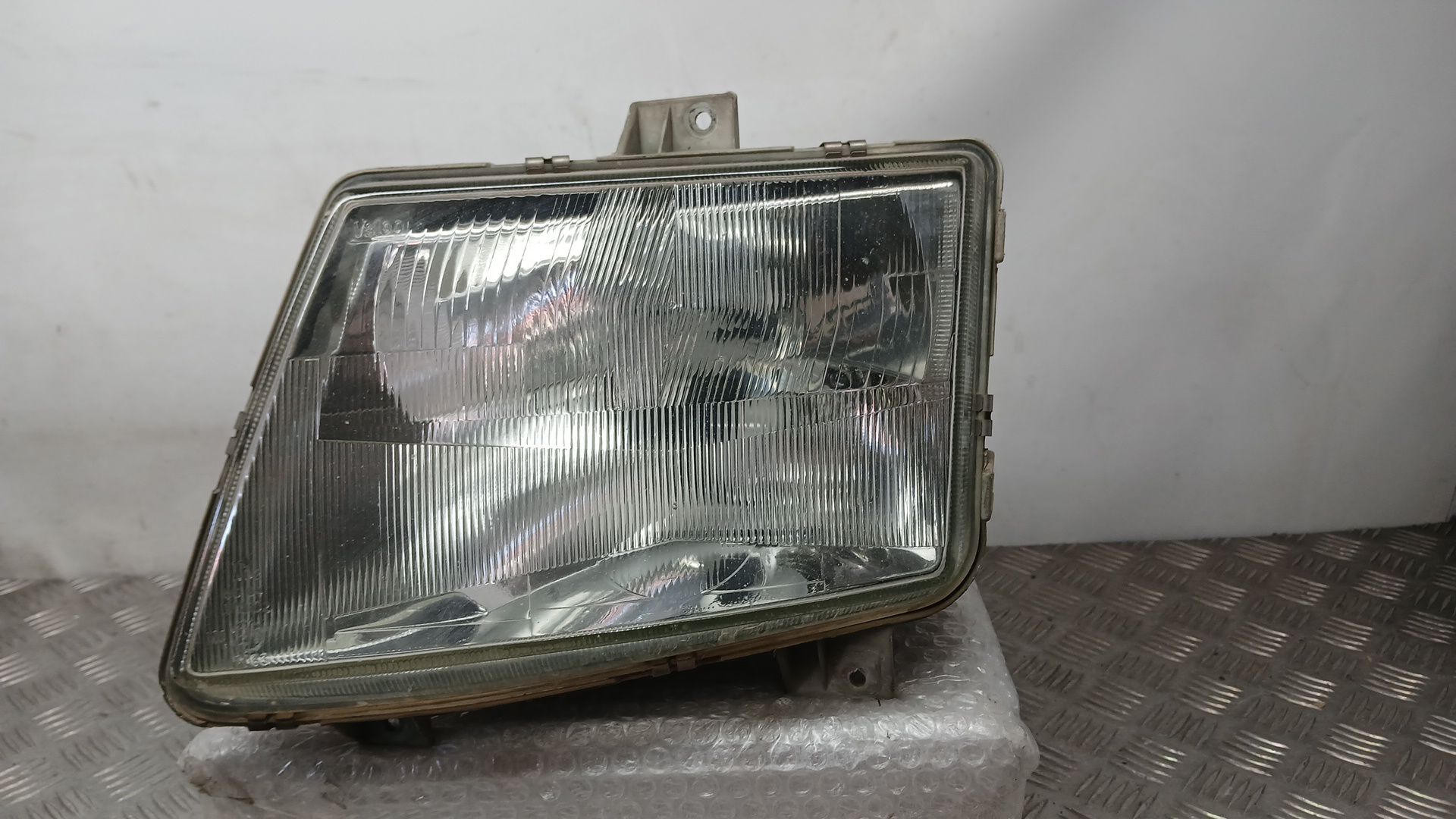 Faro Izquierdo para Mercedes-Benz Vito Autobús (W638)