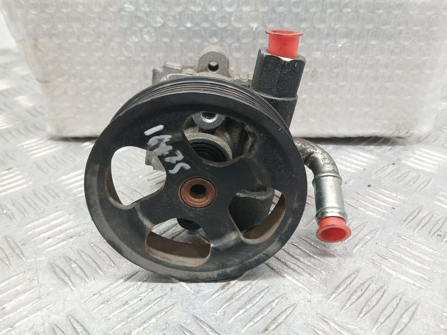 Bomba Direccion para Dodge Avenger
