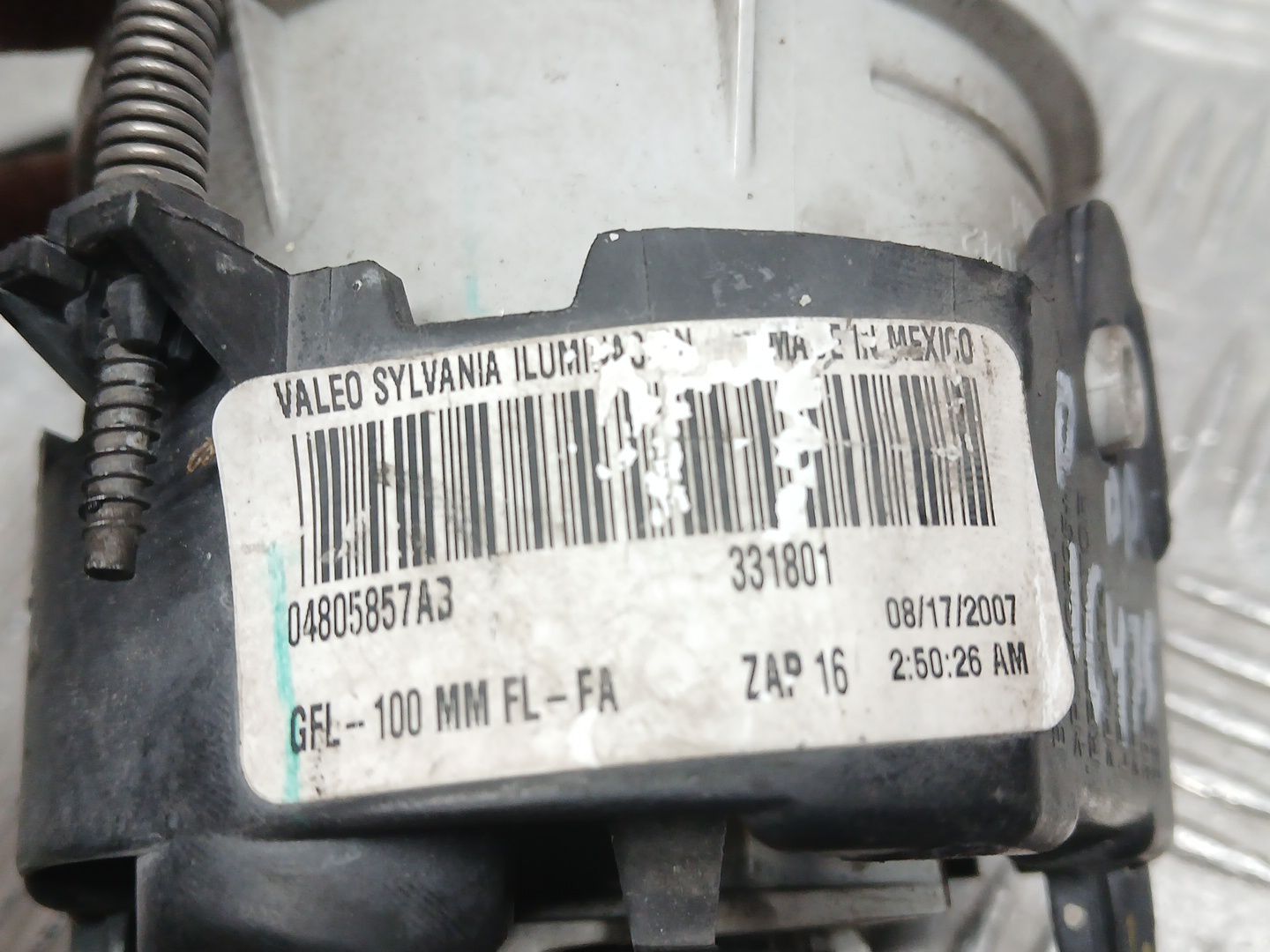 Faro Antiniebla Derecho para Dodge Avenger