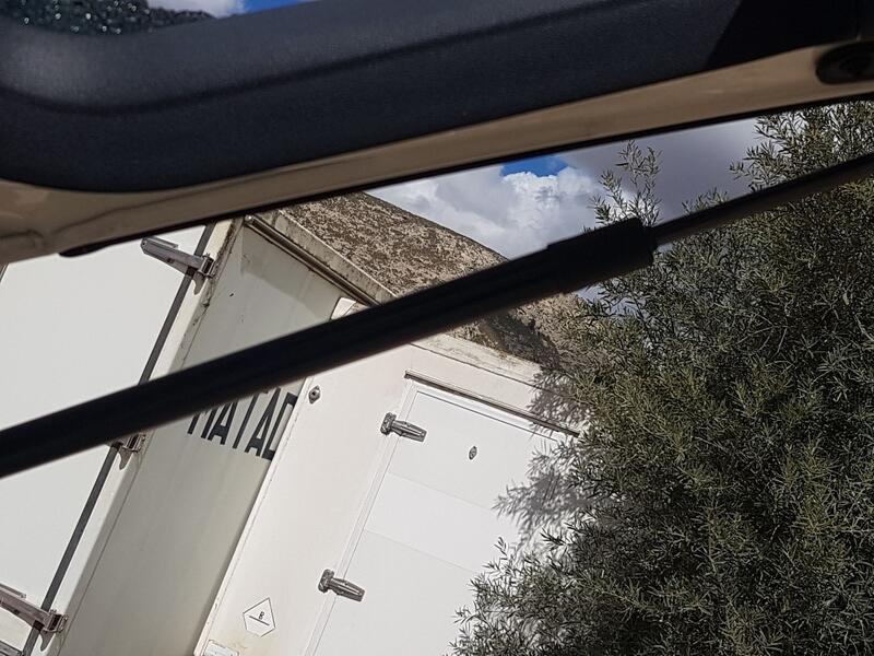 Amortiguadores Maletero / Porton para Volkswagen Touran (5T1)