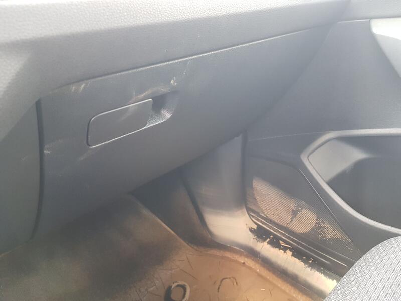 Guantera para Volkswagen Touran (5T1)