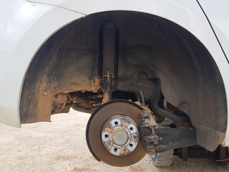 Plastico Pase Rueda Tras. Dch. para Volkswagen Touran (5T1)