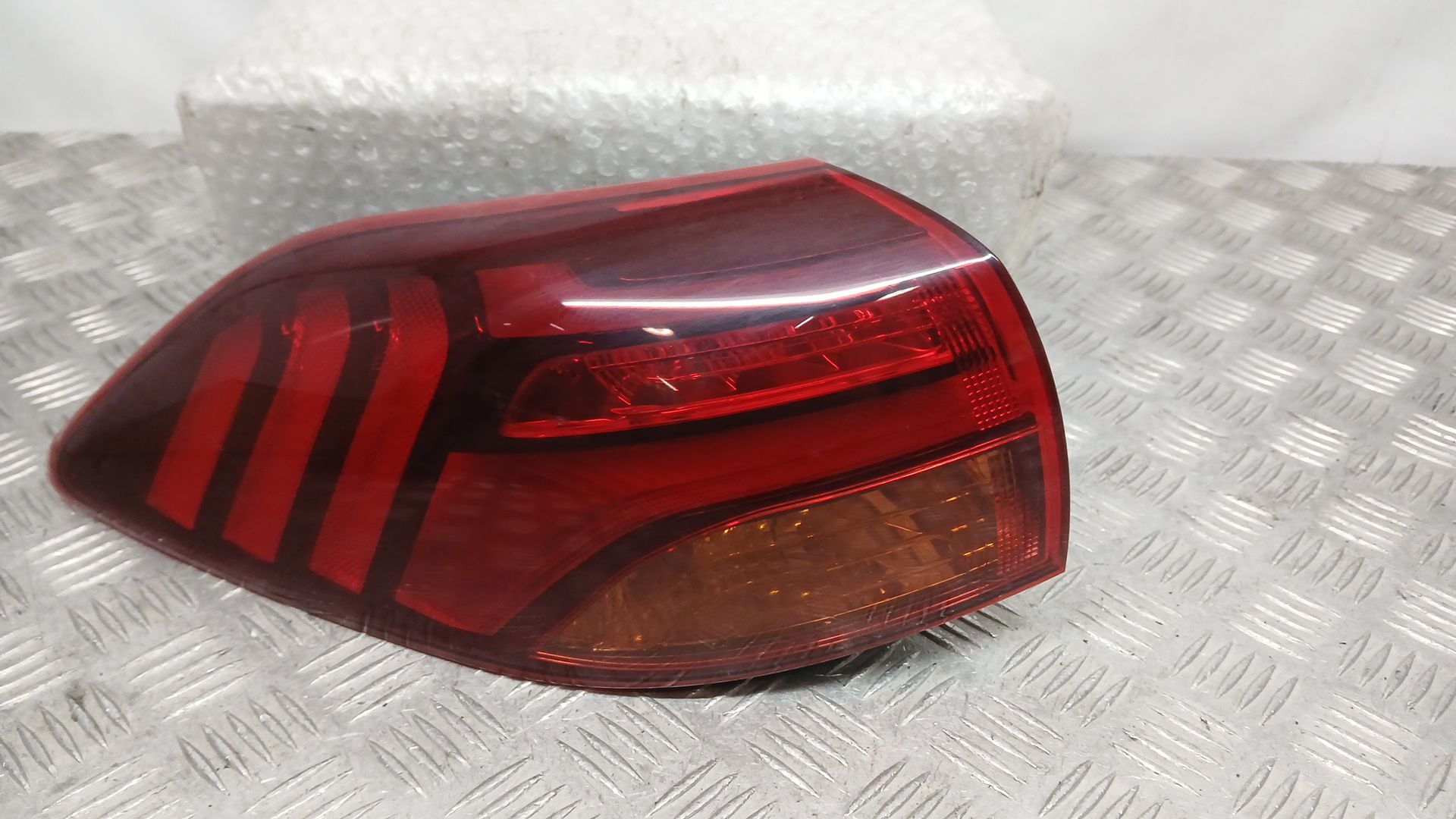 Piloto Trasero Izquierdo Exterior para Hyundai Tucson (Tl, Tle)