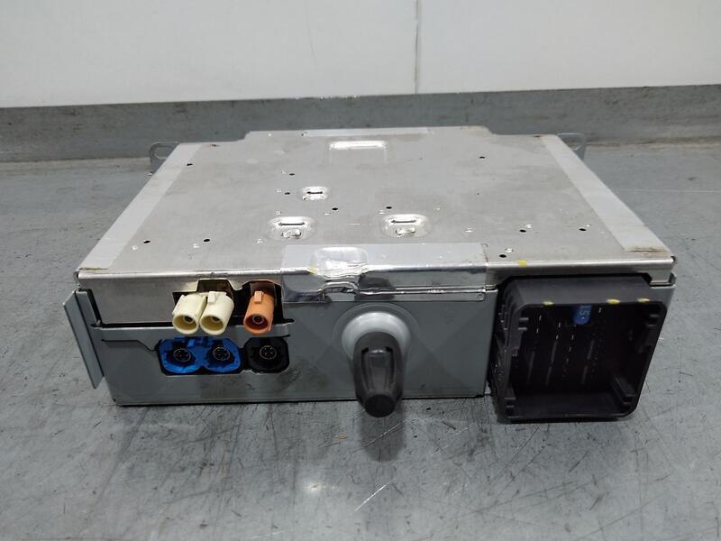 Sistema Audio / Radio para Peugeot 208 (P2)