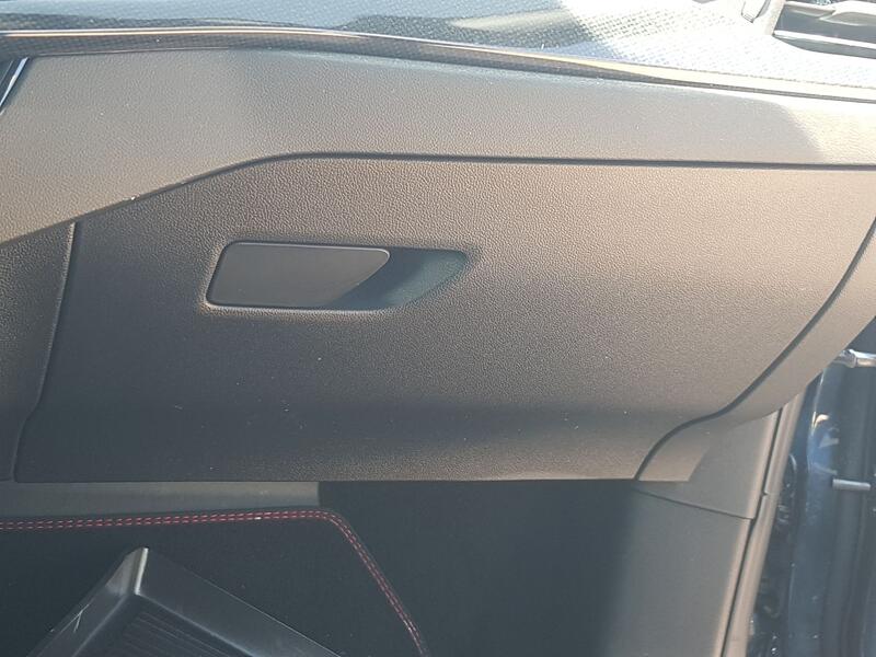 Guantera para Ford Focus Iv Turnier (Hp)