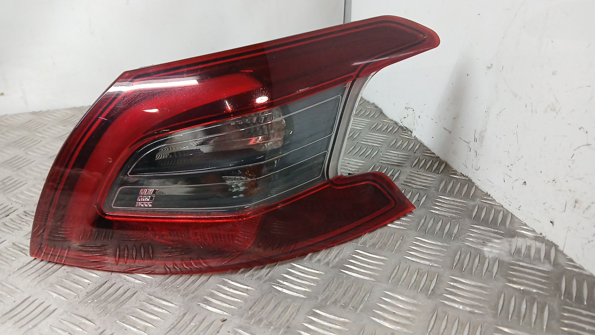 Piloto Trasero Derecho Exterior para Peugeot 308 Ii (Lb_, Lp_, Lw_, Lh_, L3_)