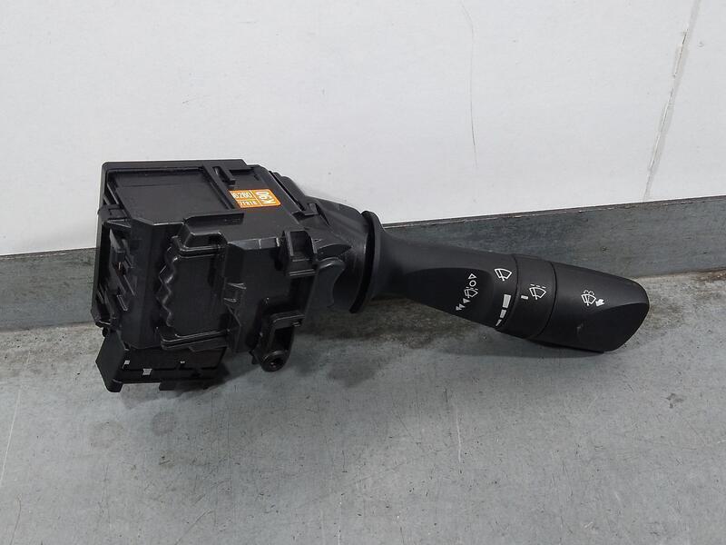 Mando Limpia para Toyota Hilux (Gun1)