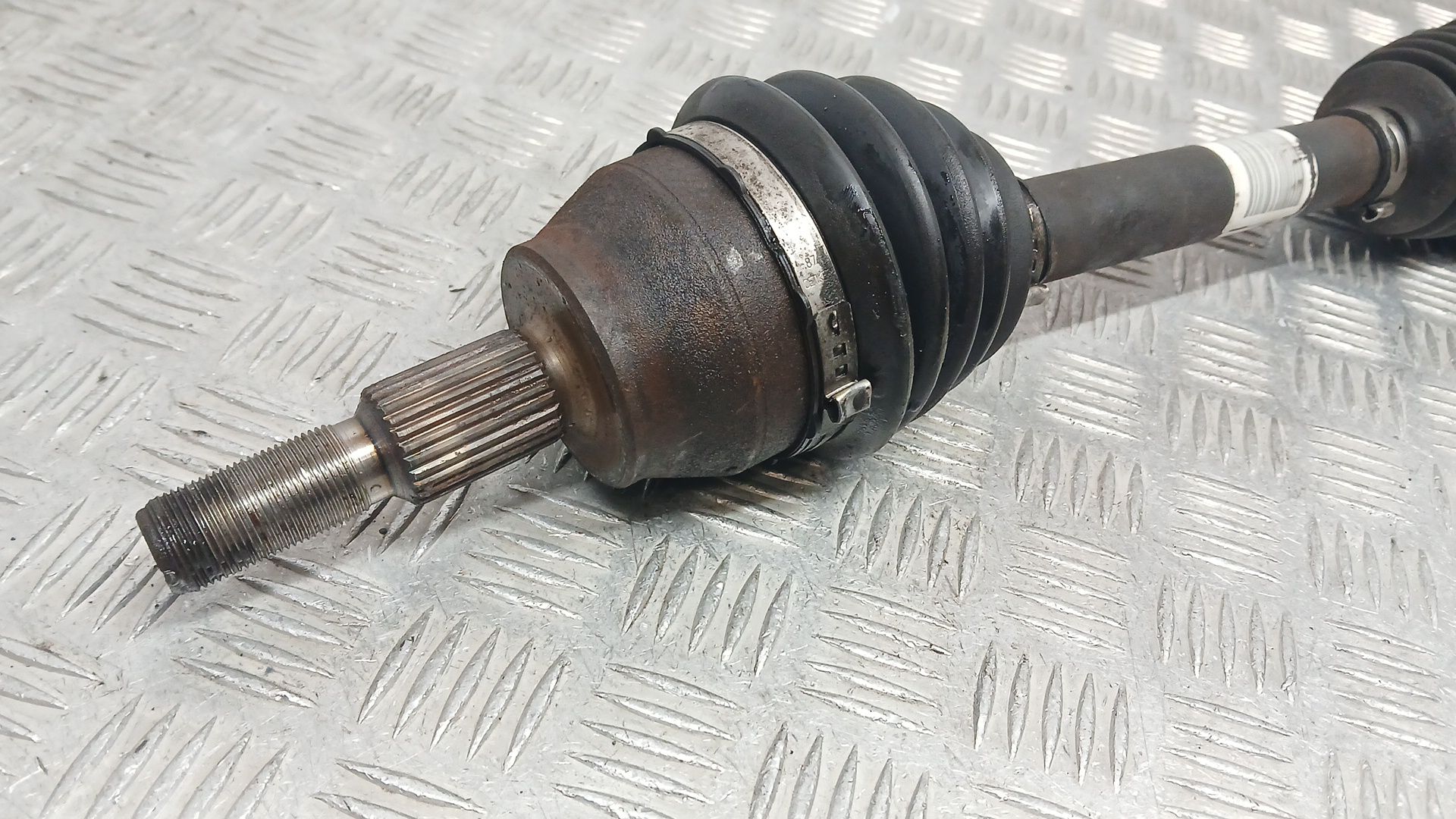 Transmision Delantera Izquierda para Ford Transit Connect Monospace