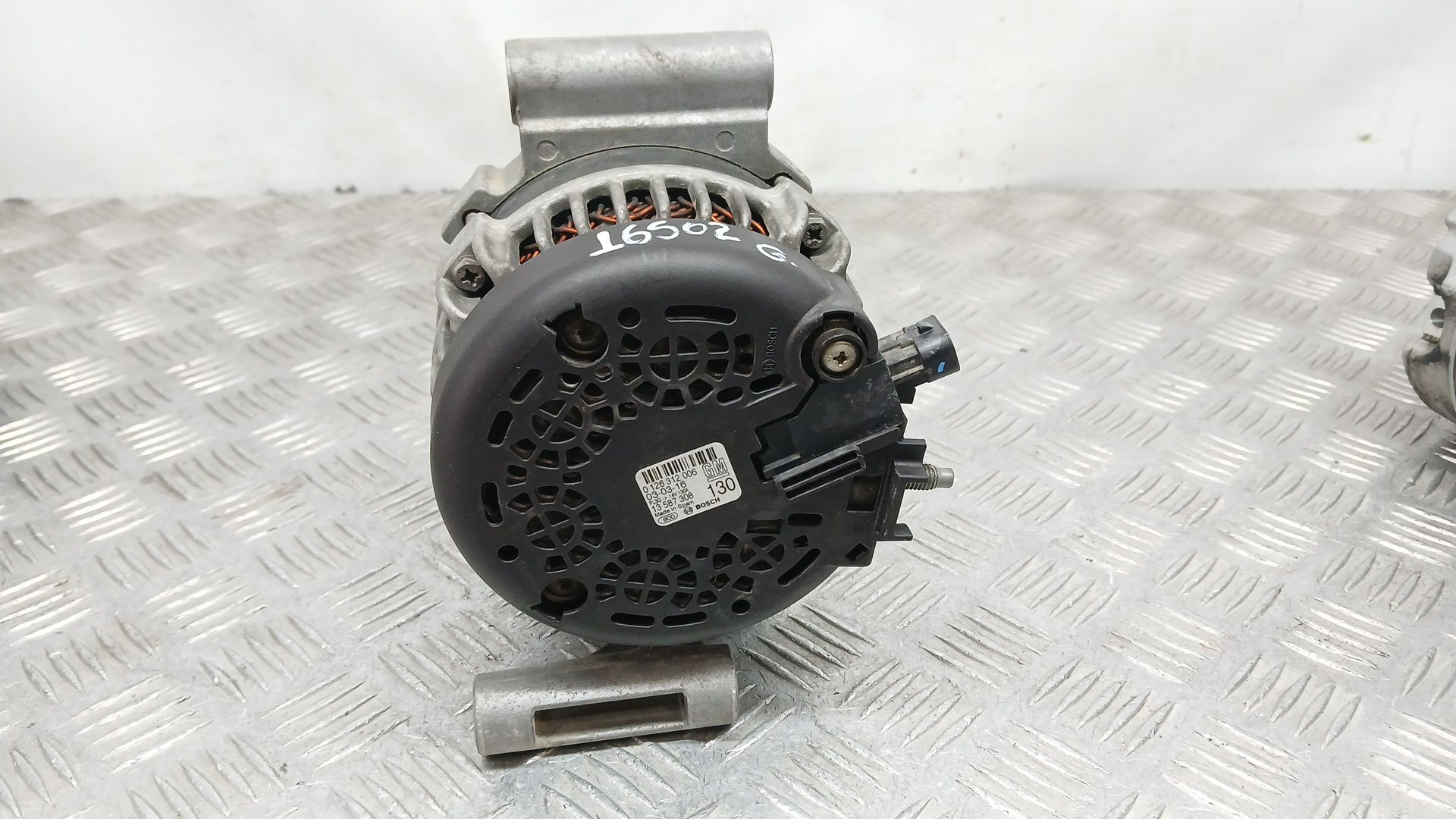 Alternador para Opel Astra K (B16)