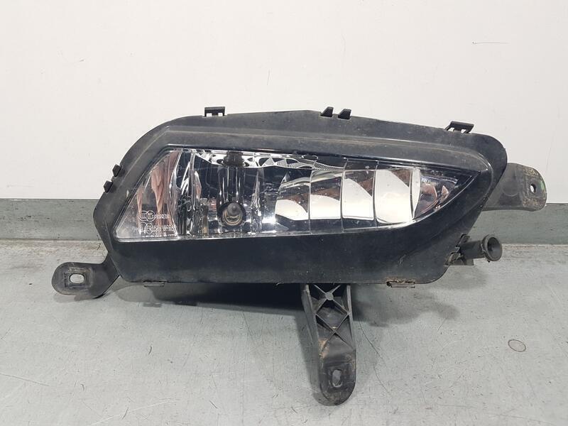 Faro Antiniebla Derecho para Opel Astra K (B16)