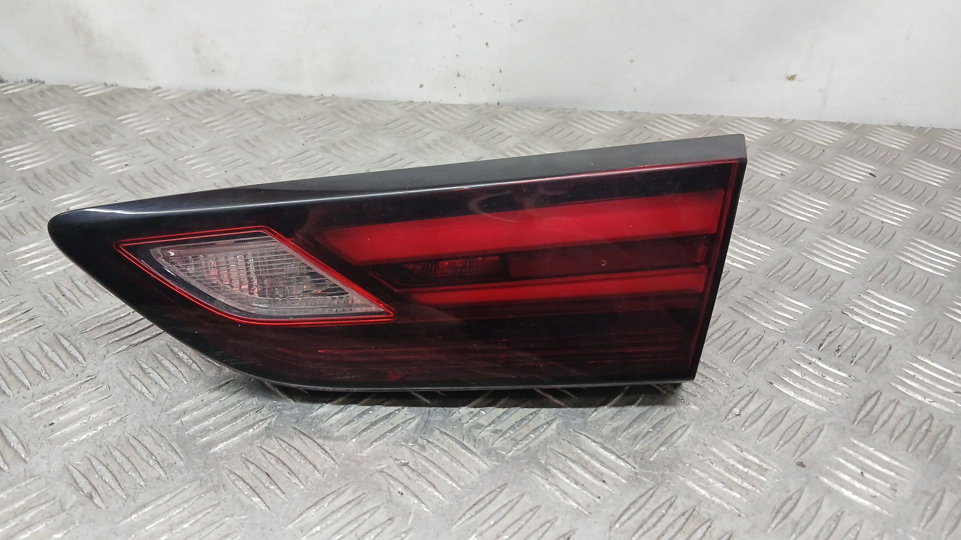 Piloto Trasero Derecho Interior para Opel Astra K (B16)