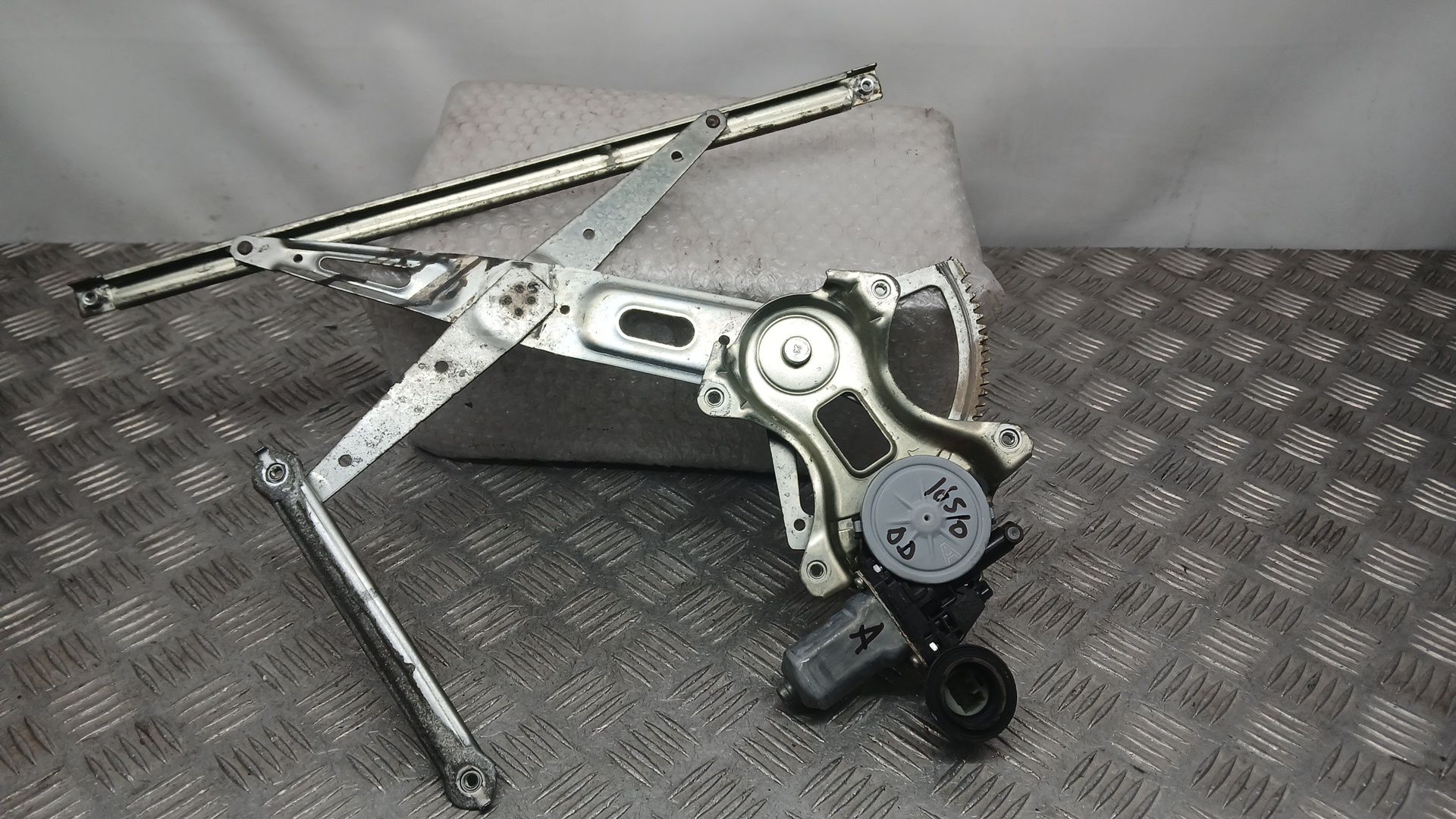 Elevalunas Delantero Derecho para Lexus Is Ii (_E2_)