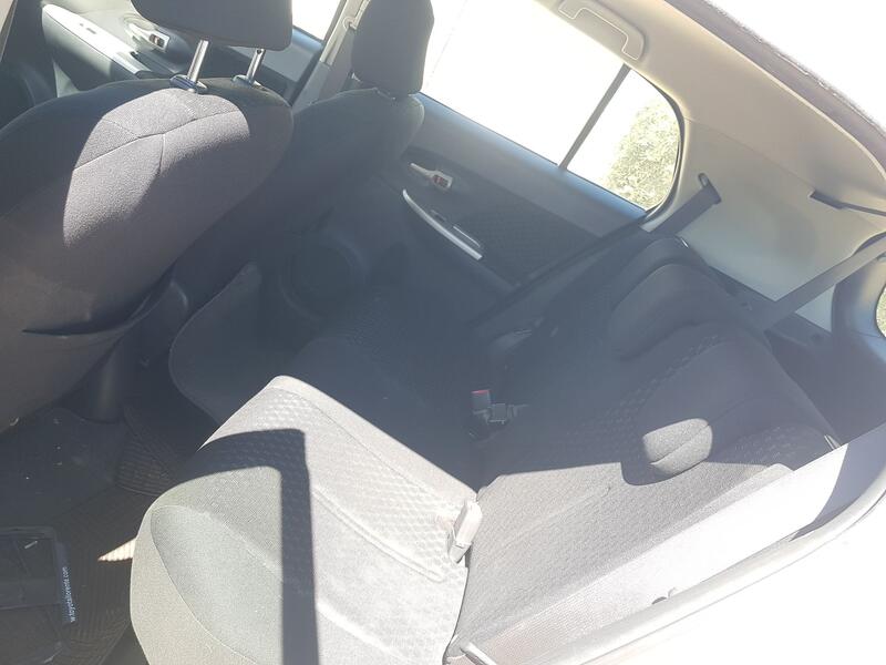 Asientos Traseros para Toyota Urban Cruiser (_P1_)