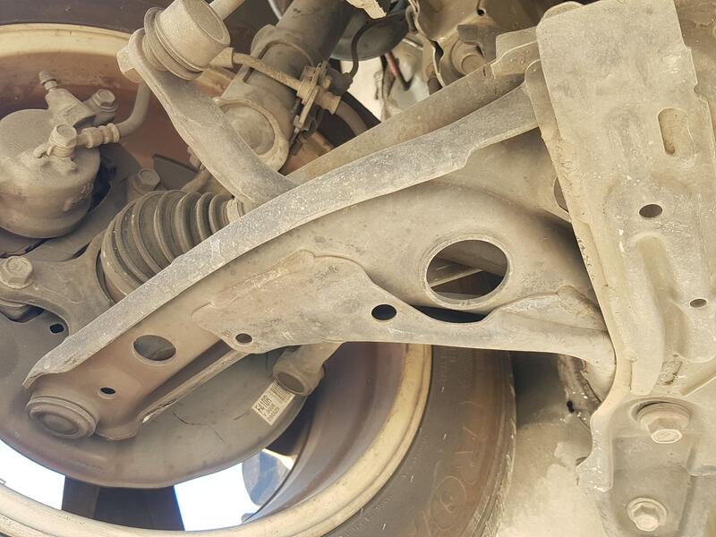 Brazo Suspension Inferior Delantero Derecho para Toyota Urban Cruiser (_P1_)