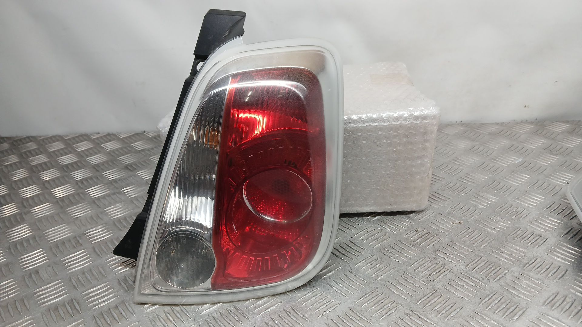 Piloto Trasero Derecho para Fiat 500 (312_)