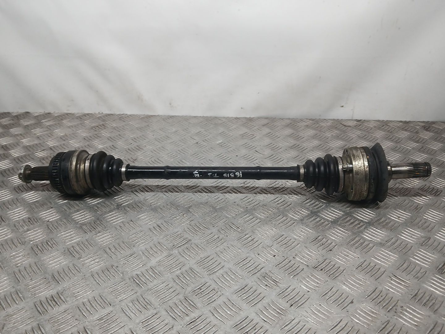 Transmision Trasera Izquierda para Bmw 3 (E90)