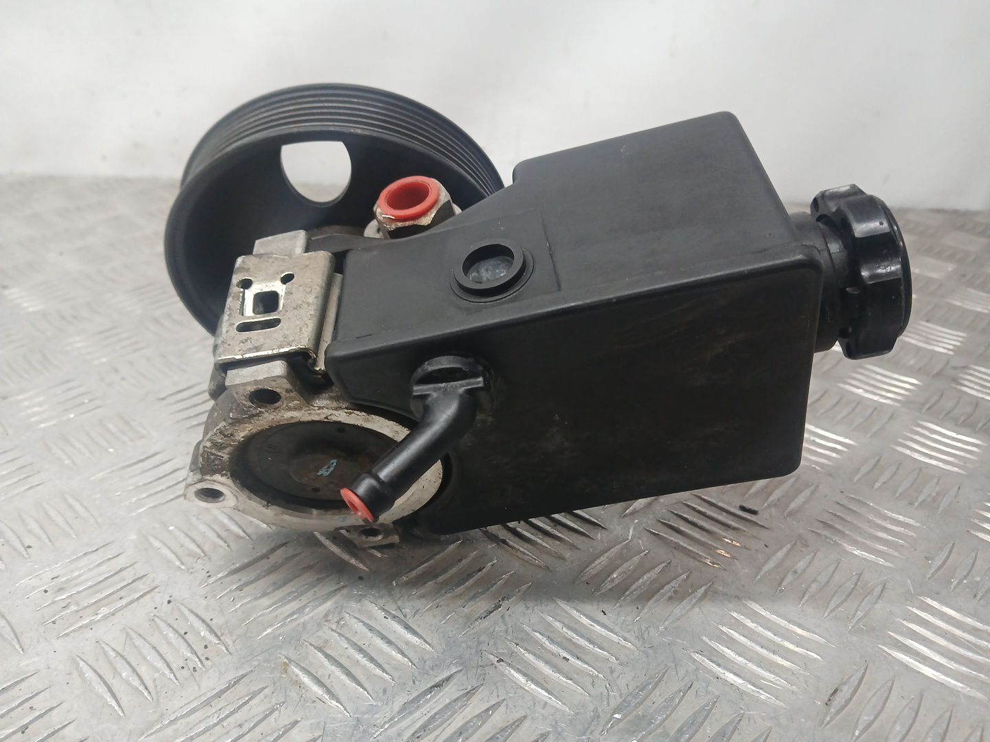 Bomba Direccion para Ssangyong Kyron