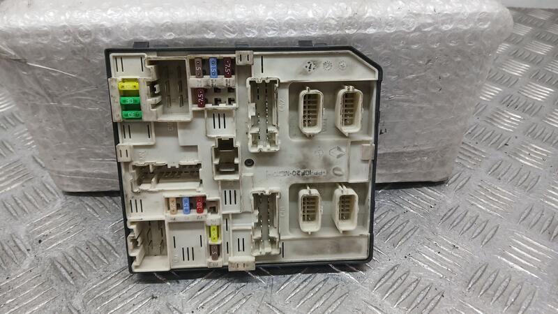 Caja Reles / Fusibles para Renault Kangoo Express (Fw0/1_)