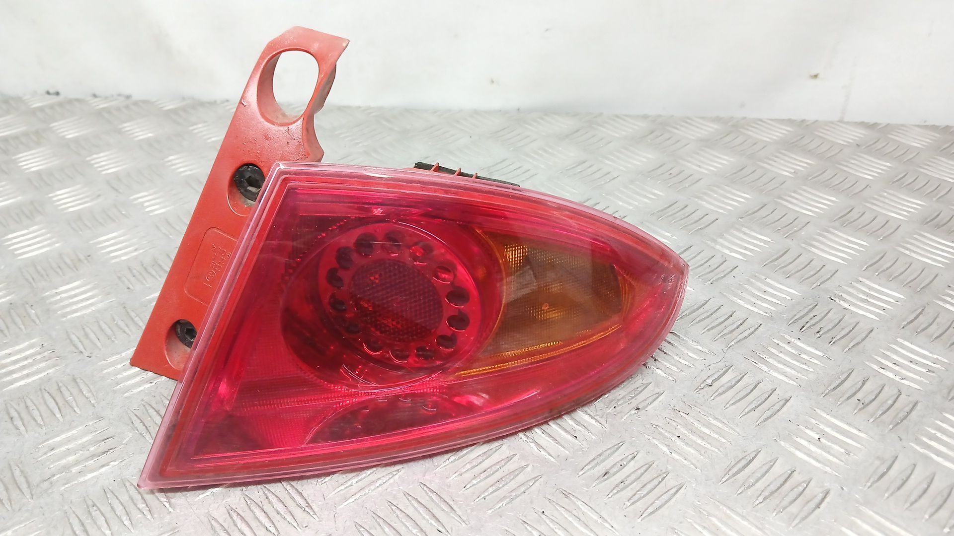 Piloto Trasero Derecho Exterior para Seat Leon (1P1)