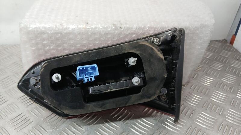 Piloto Trasero Izquierdo Interior para Volkswagen T-Roc (A11, D11)