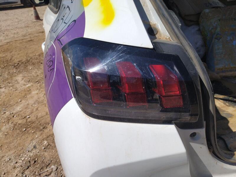 Piloto Trasero Izquierdo para Peugeot 208 Ii (Ub_, Up_, Uw_, Uj_)