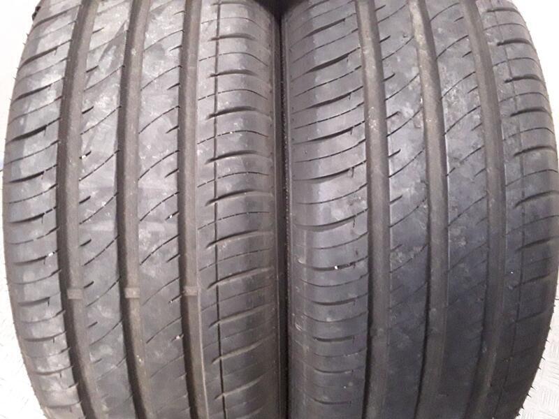 Neumatico Pareja para Neumaticos Reutilizados