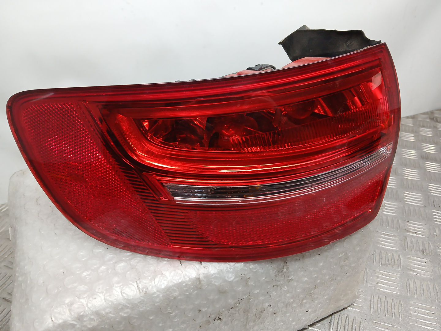 Piloto Trasero Izquierdo Exterior para Audi A3 (8P1)