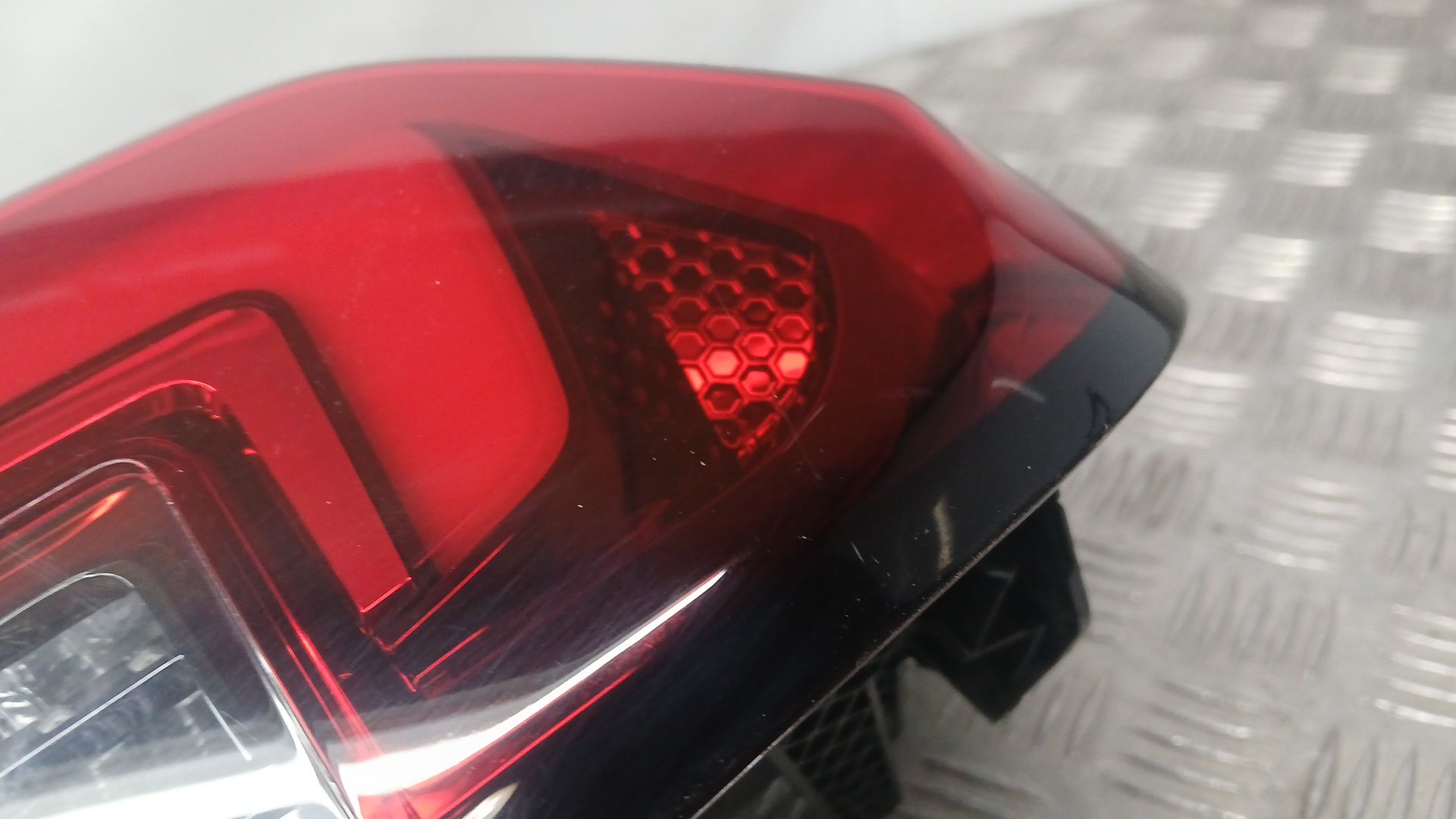 Piloto Trasero Derecho Exterior para Opel Corsa F (P2Jo)