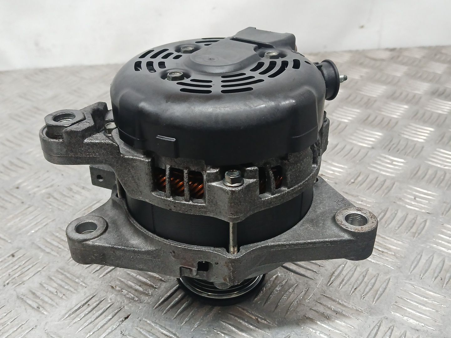 Alternador para Toyota Hilux Viii Pick-Up (_N1_)