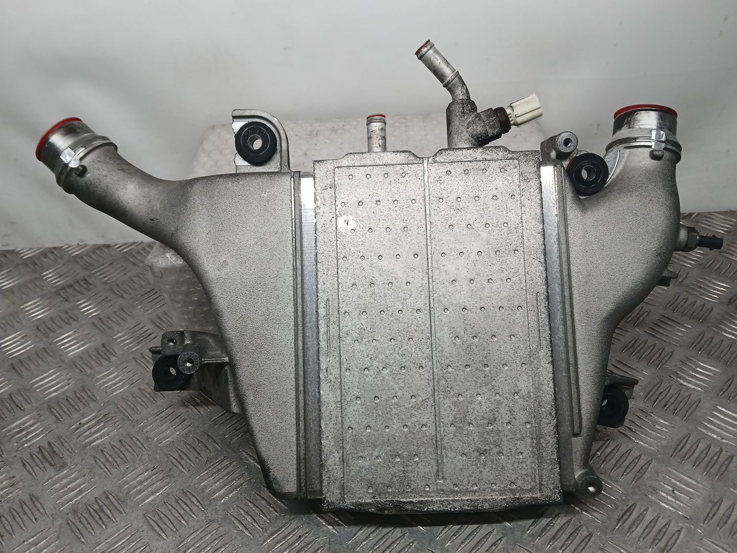 Intercooler para Toyota Hilux Viii Pick-Up (_N1_)