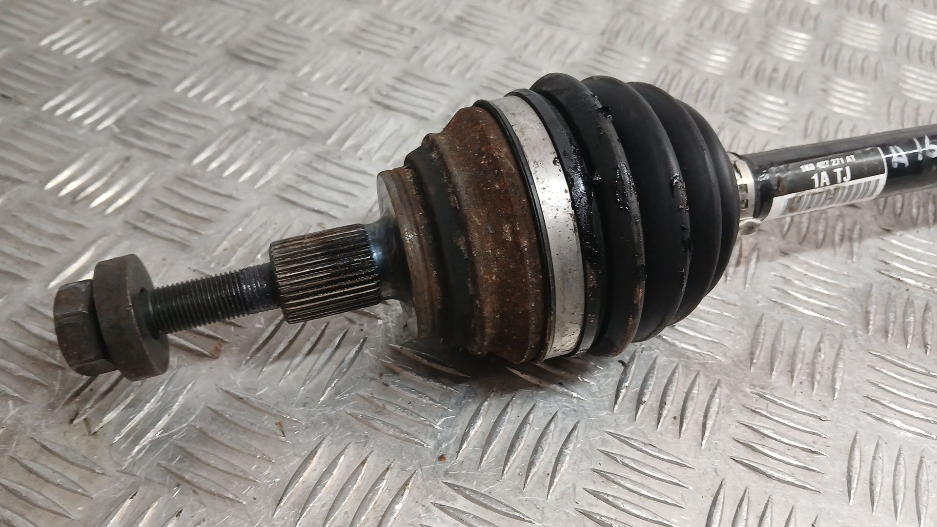 Transmision Delantera Izquierda para Audi A3 (8P1)