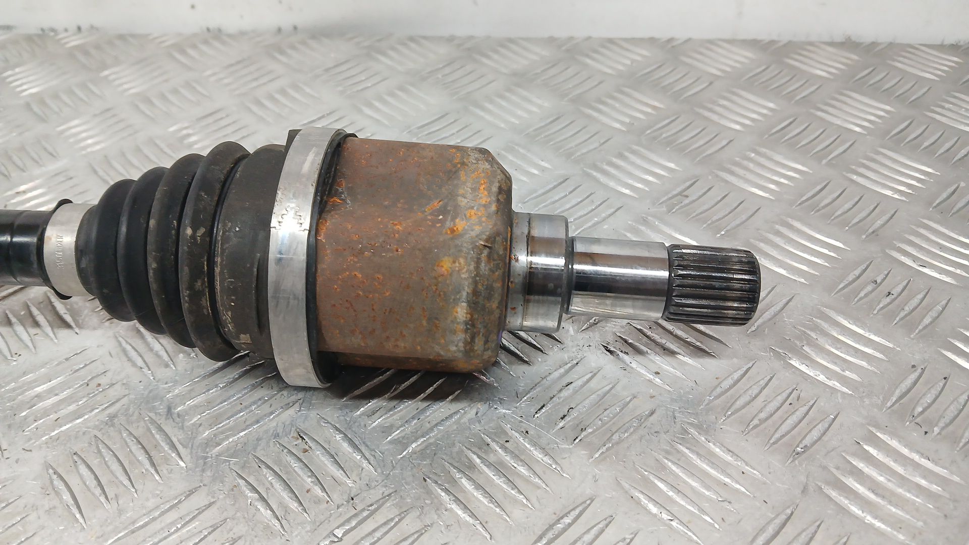 Transmision Delantera Izquierda para Opel Corsa F (P2Jo)