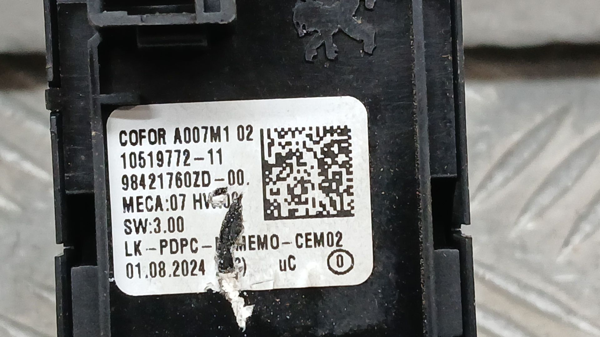 Mando Elevalunas Delantero Izquierdo para Jeep Avenger (J2)