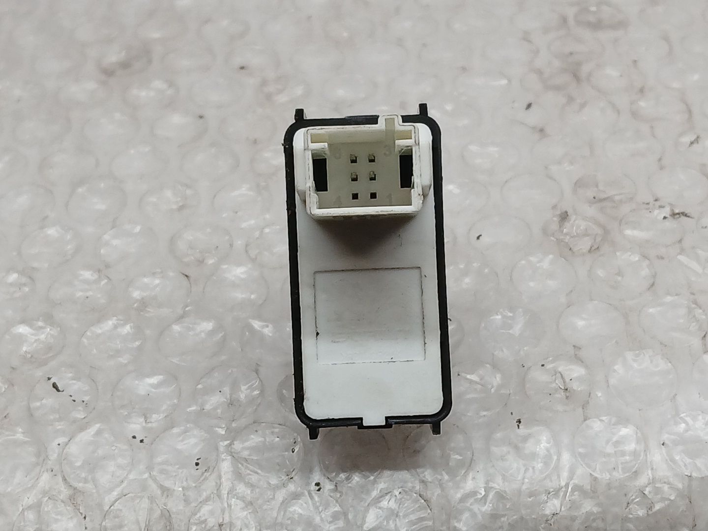 Mando Elevalunas Trasero Izquierdo para Jeep Avenger (J2)