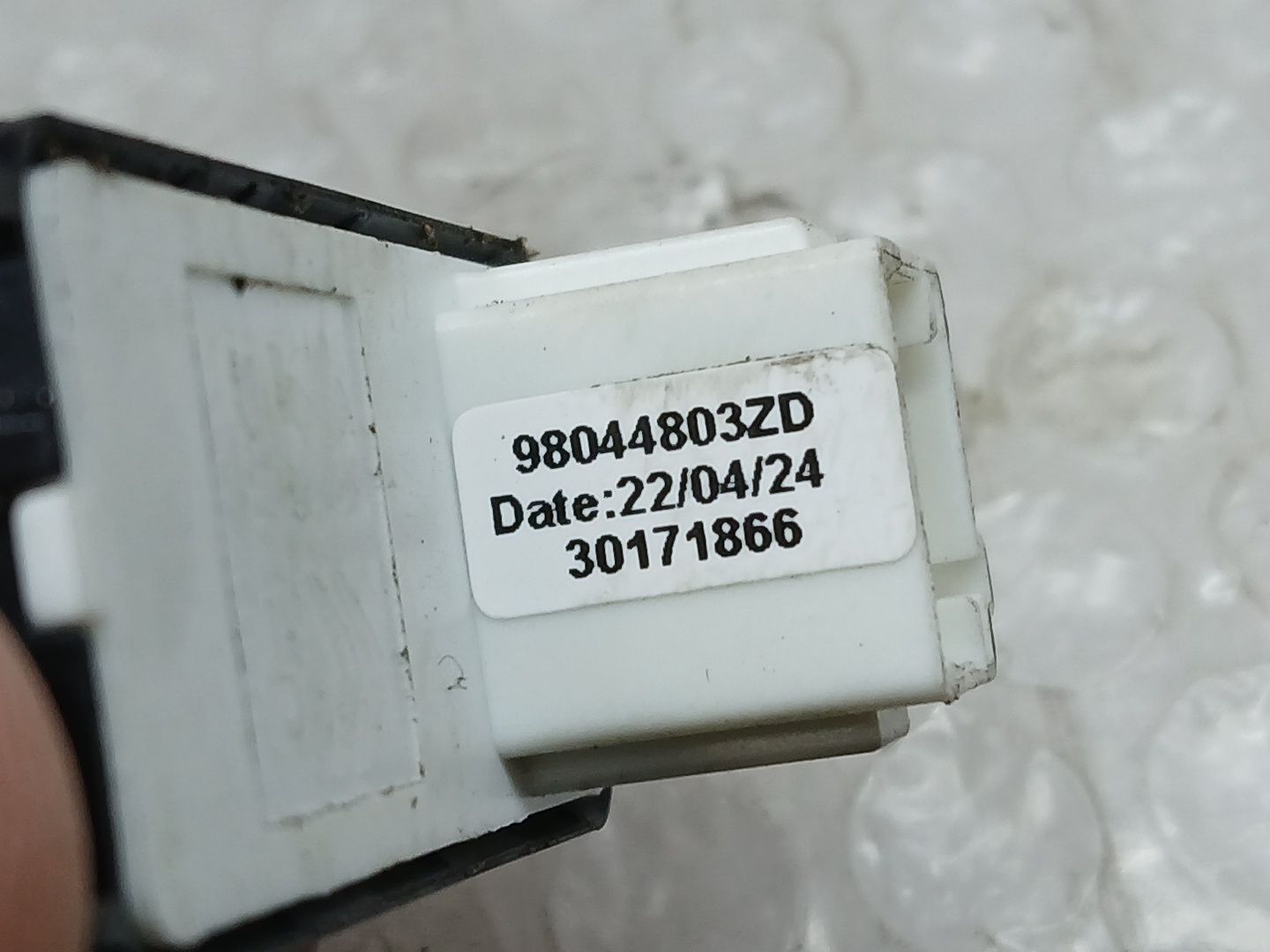 Mando Elevalunas Trasero Izquierdo para Jeep Avenger (J2)