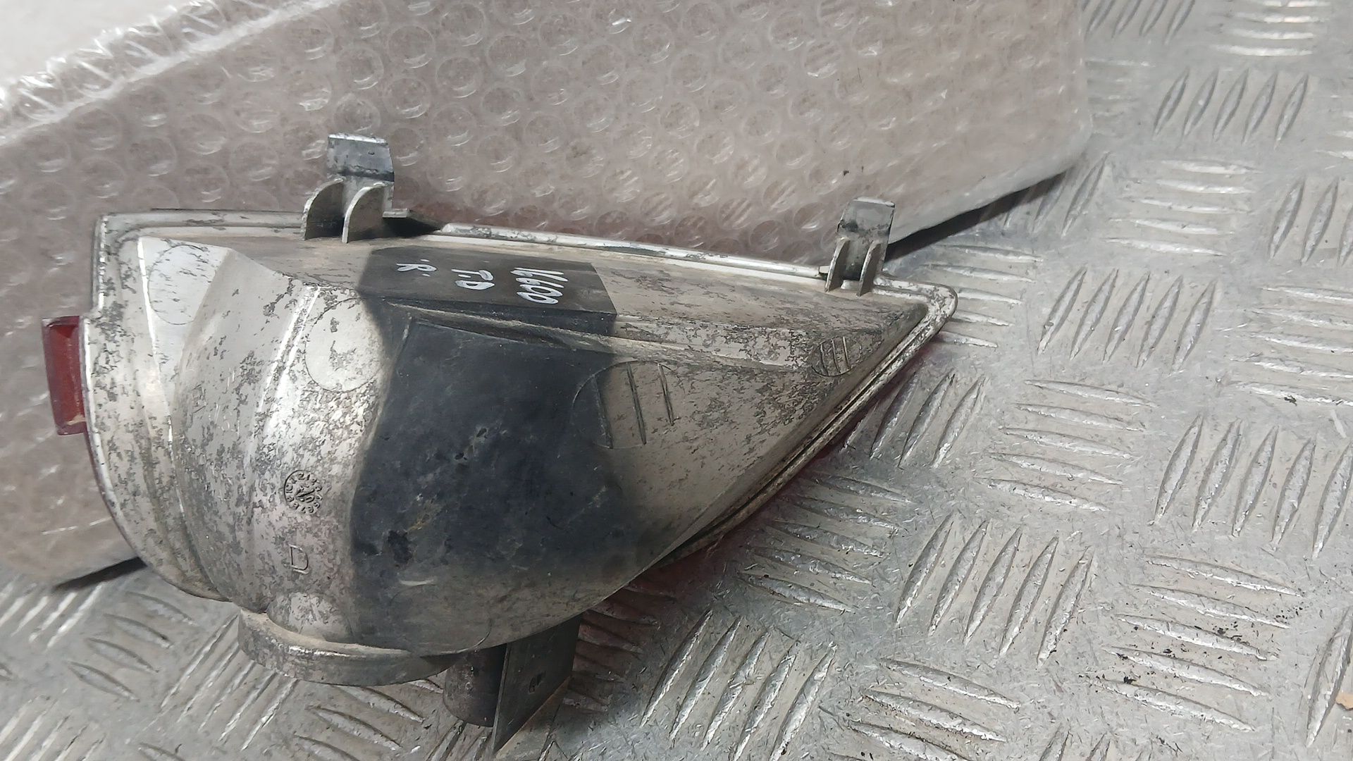 Piloto Trasero Derecho Paragolpes para Renault Laguna Iii (Bt0/1)