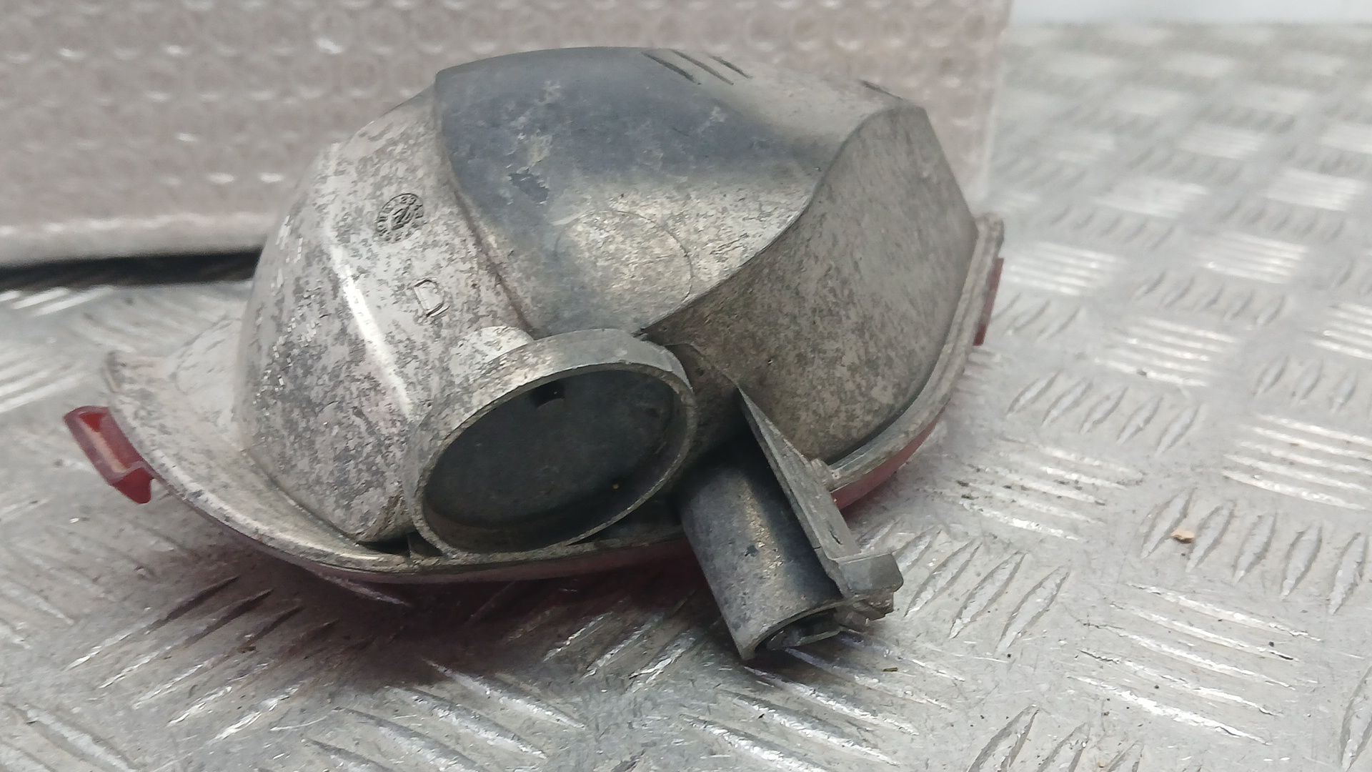 Piloto Trasero Derecho Paragolpes para Renault Laguna Iii (Bt0/1)