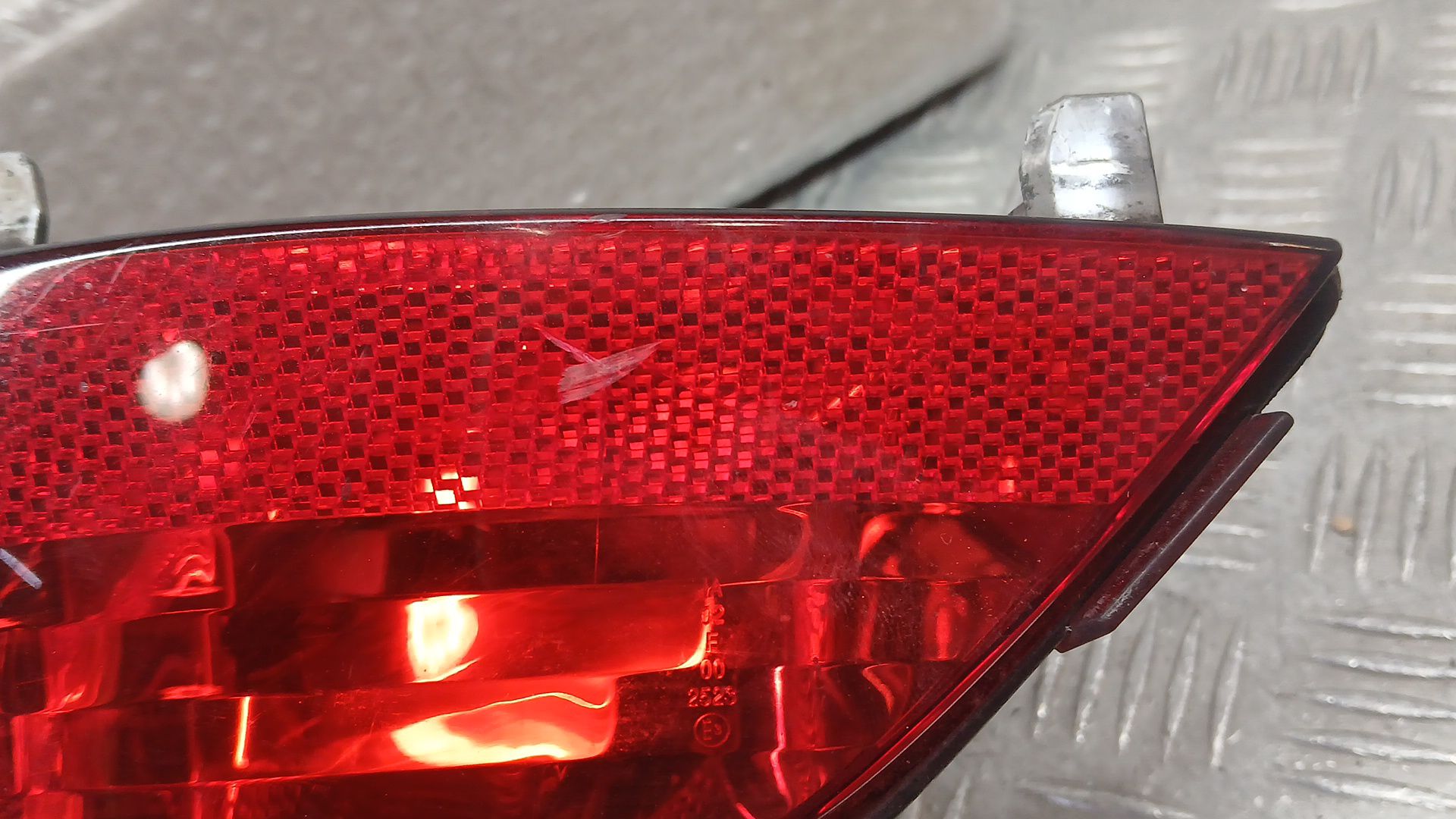 Piloto Trasero Izquierdo Paragolpes para Renault Laguna Iii (Bt0/1)